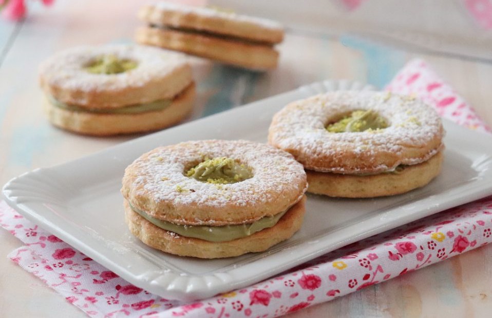 biscotti occhi di bue al pistacchio