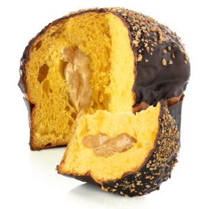 Panettone ricoperto di cioccolato fondente e granella di nocciola farcito con crema di nocciola